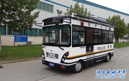 陜西延安:鴻馬移動警務(wù)室首發(fā)“紅都”志丹 “革命圣地”增添靚麗風(fēng)“警”線