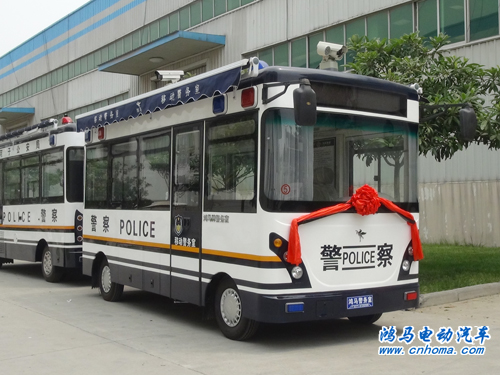 河南鄭州鐵路公安鴻馬流動警務室發(fā)車