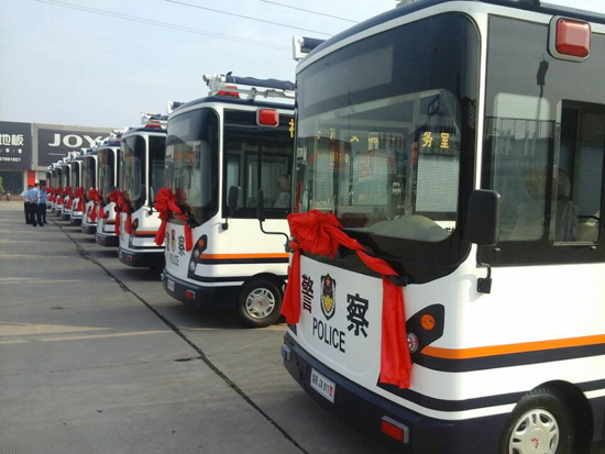 河南洛陽澗西區(qū)首發(fā)10臺(tái)鴻馬移動(dòng)警務(wù)室 打防結(jié)合保平安