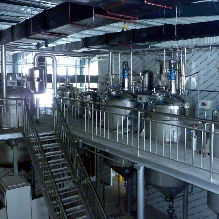 辣椒紅色素提取設(shè)備工作原理，低溫萃取設(shè)備如何選擇？